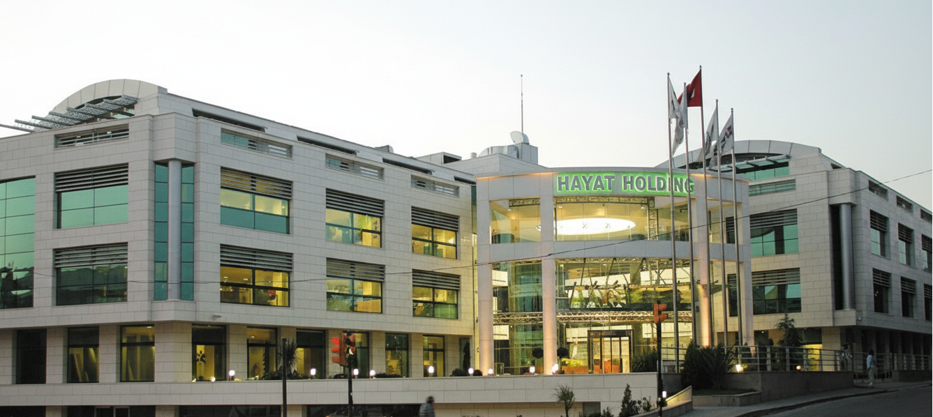 Hayat Holding Genel Merkez Binası