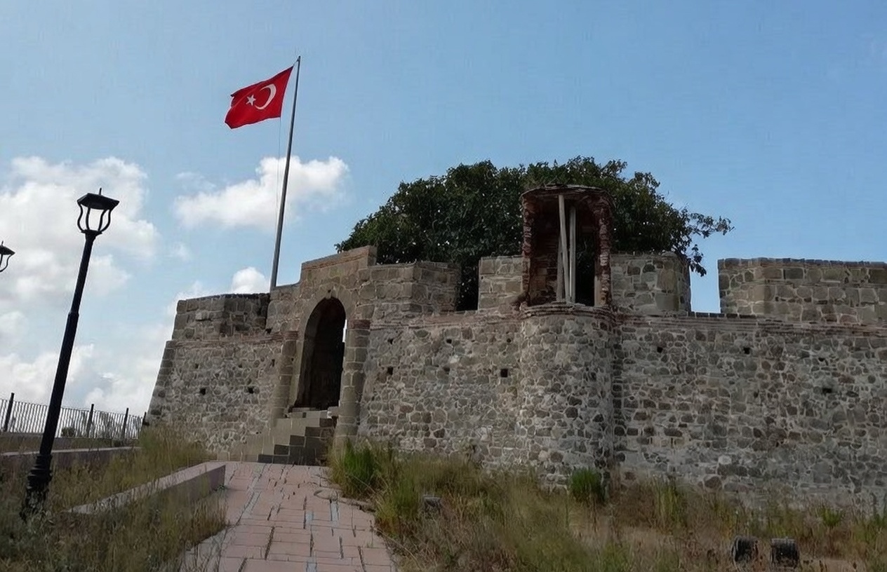 Riva Kalesi Genel Görünüm